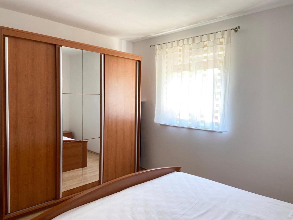 Apartments Pijaza Banjol Extérieur photo